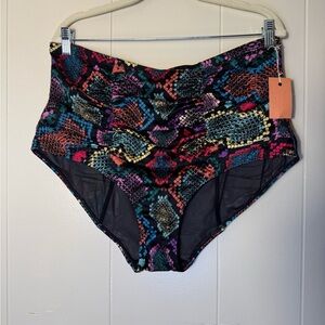 Torrid Snakeskin Shimmer
Bikini Bottom